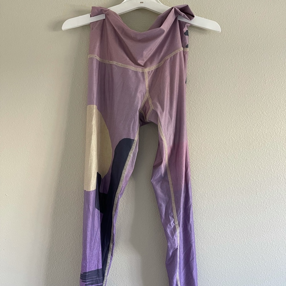 Tiki Leggings